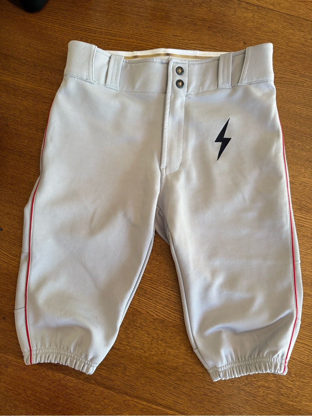 Men's XS Bruce Bolt grey with red piping baseball knickers